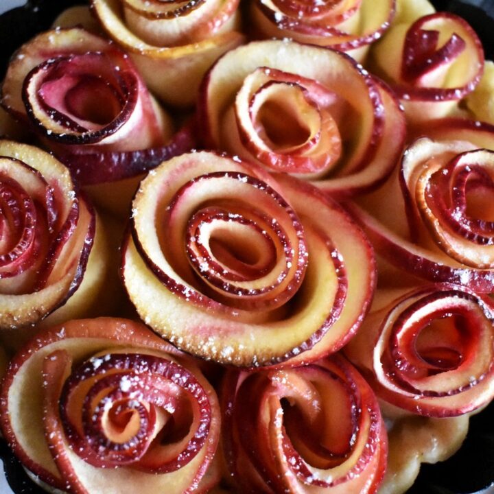 Mini Apple Rose pies- Rose Apple Tartelettes