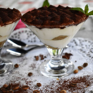 Easy eggless Tiramisu