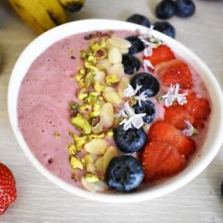 Strawberry Banana Smoothie Bowl