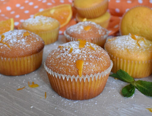 Easy and fluffy Orange Cupcakes