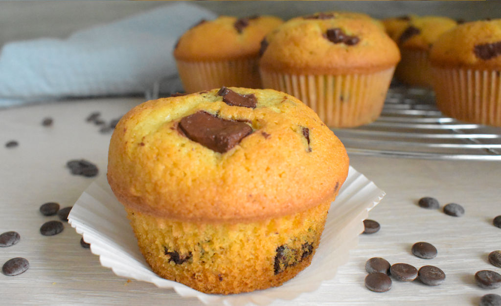 Best Chocolate Chips Muffins (Video)