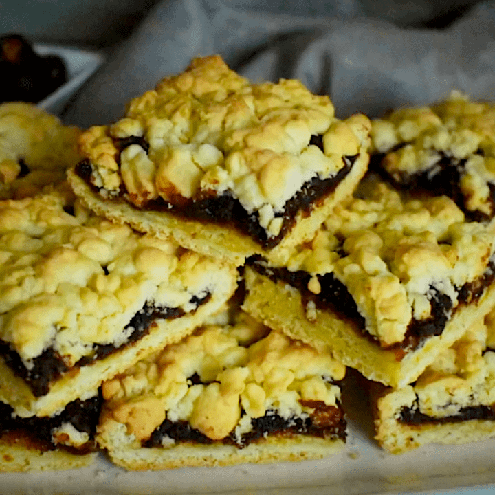 Eggless Date squares or Date slices