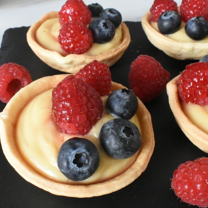 Mini Fruit Tarts with Pastry Cream 