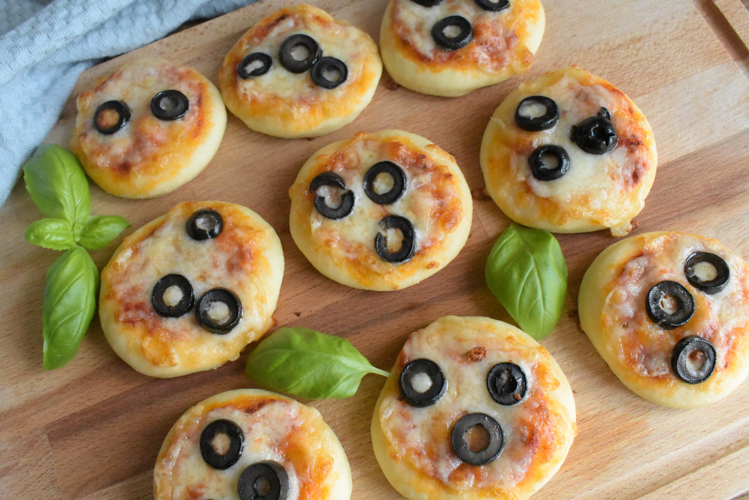 Easy Mini Pizza